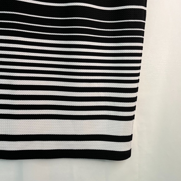 Cato Pencil Skirt Womens Large Black White‎ Striped Stretch Pull On Business - Picture 5 of 10